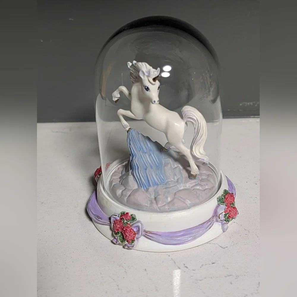 Vintage Unicorn Of Friendship Figurine In Dome, The Franklin Mint, Limited Ed.